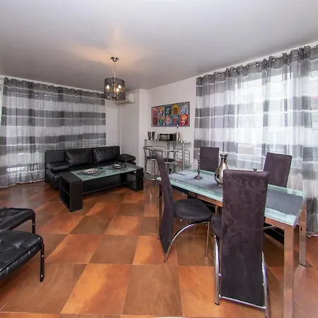 Comfort And Style Apartment Sofia